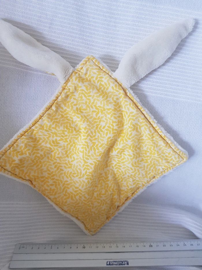 Doudou plat lapin  blanc  et jaune - photo numéro 3