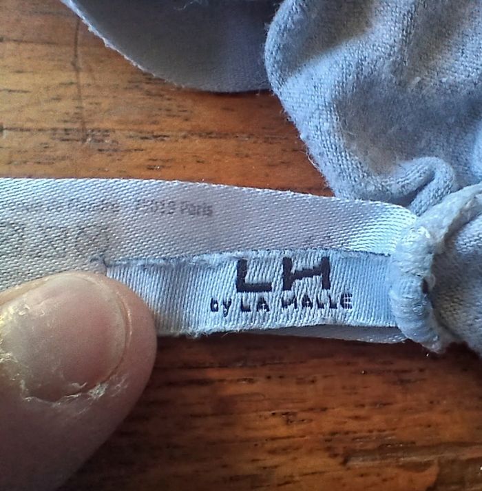 2 brassières - photo numéro 2