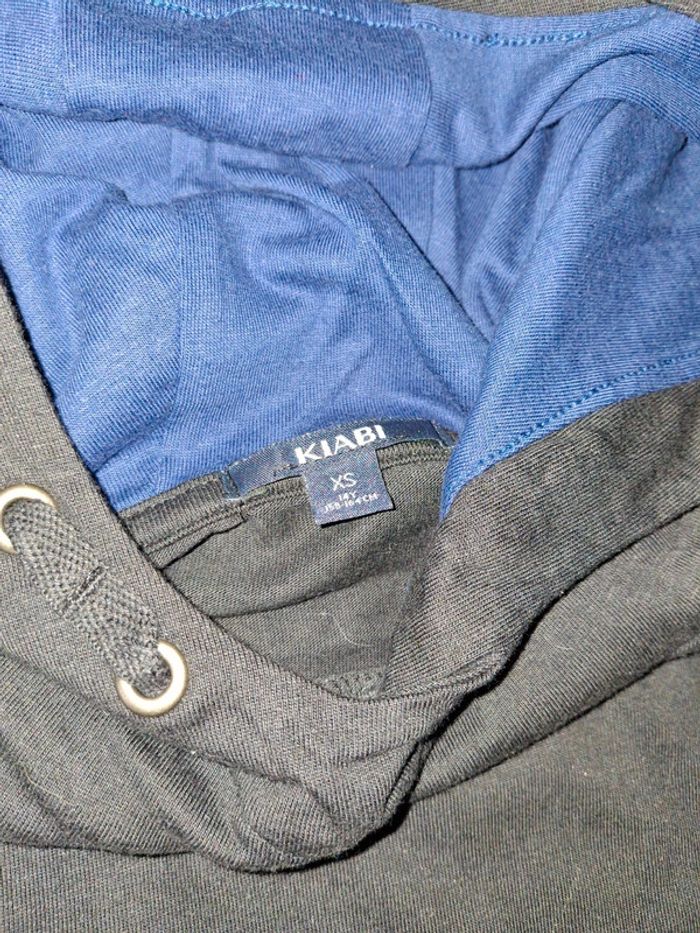 Tee-shirt manche longue capuche 😛 - photo numéro 7