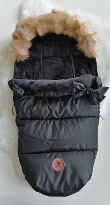 Gigoteuse imperméable noire – polaire , nid d'ange, sac de couchage