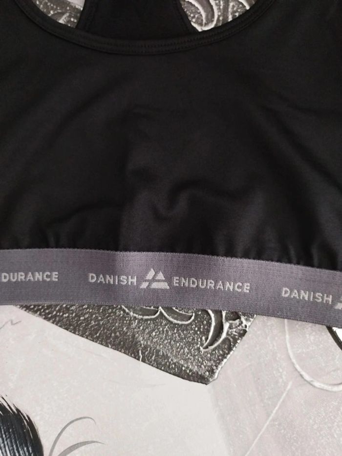 Brassiere de sport - photo numéro 2
