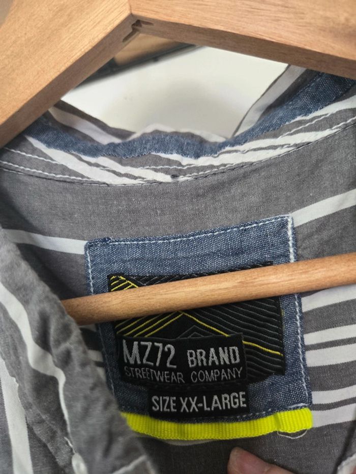 Chemise grise et blanche MZ72 taille XXL - photo numéro 5