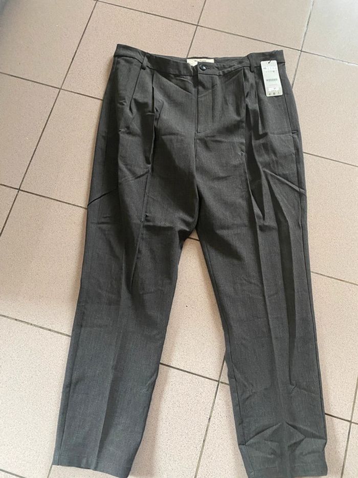 Pantalon de costume coupe classique taille 46 Stradivarius Neuf