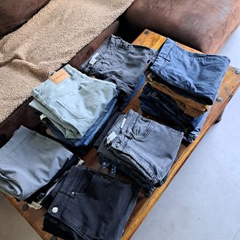 Lot vêtements jeans adultes femme/homme 