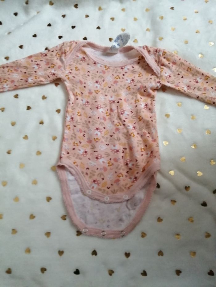 Lot de bodies bébé fille 3mois petit bateau. Absorba - photo numéro 3