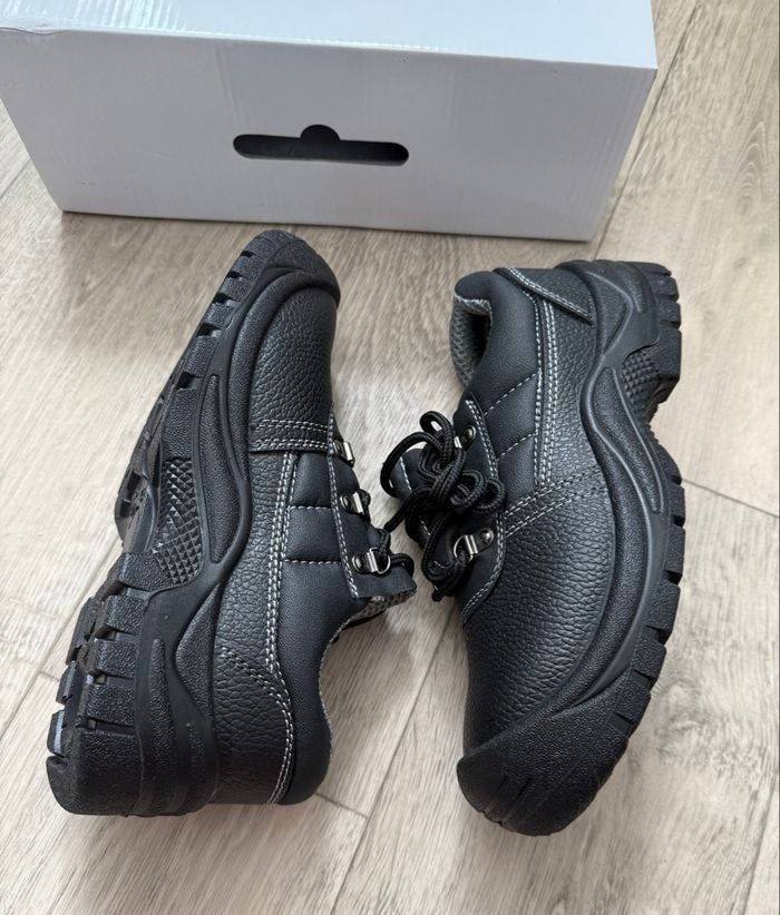 Chaussures de sécurité noires Boston S1P SRC - Taille 38 - Neuves avec boîte - photo numéro 6