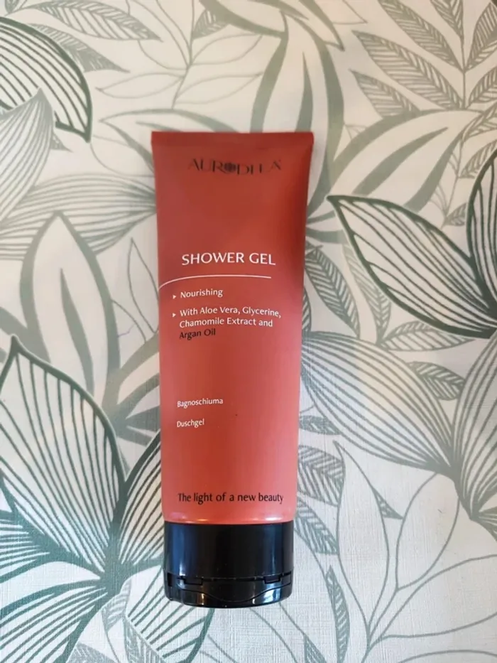 Aurodhea gel douche nourissant 250ml à utiliser 6 mois après ouverture