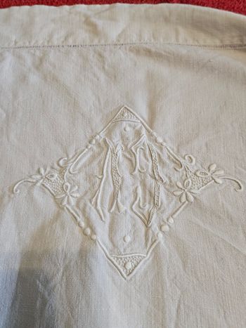 Drap metis brodé ancien