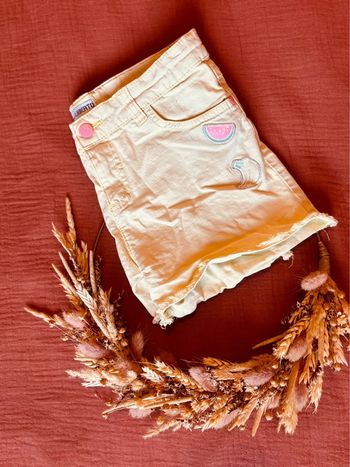 Jolie short jaune pastel liberto
