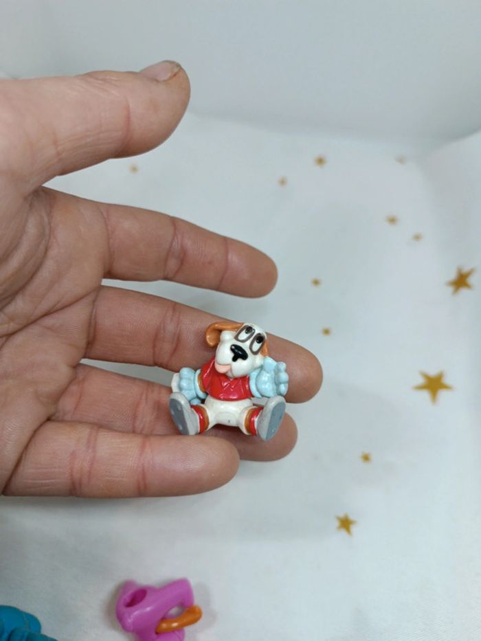 Lot divers figurine Kinder MPG animaux tigre puce cochon avion chien frog crocodile ours rose - photo numéro 11