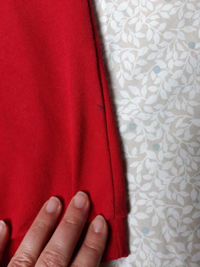 Pull a capuche fille 6 ans - photo numéro 6