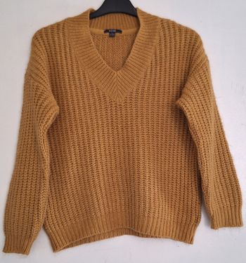 Pull couleur moutarde unie à grosses mailles