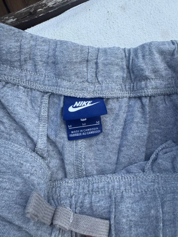 Short Nike gris - photo numéro 2