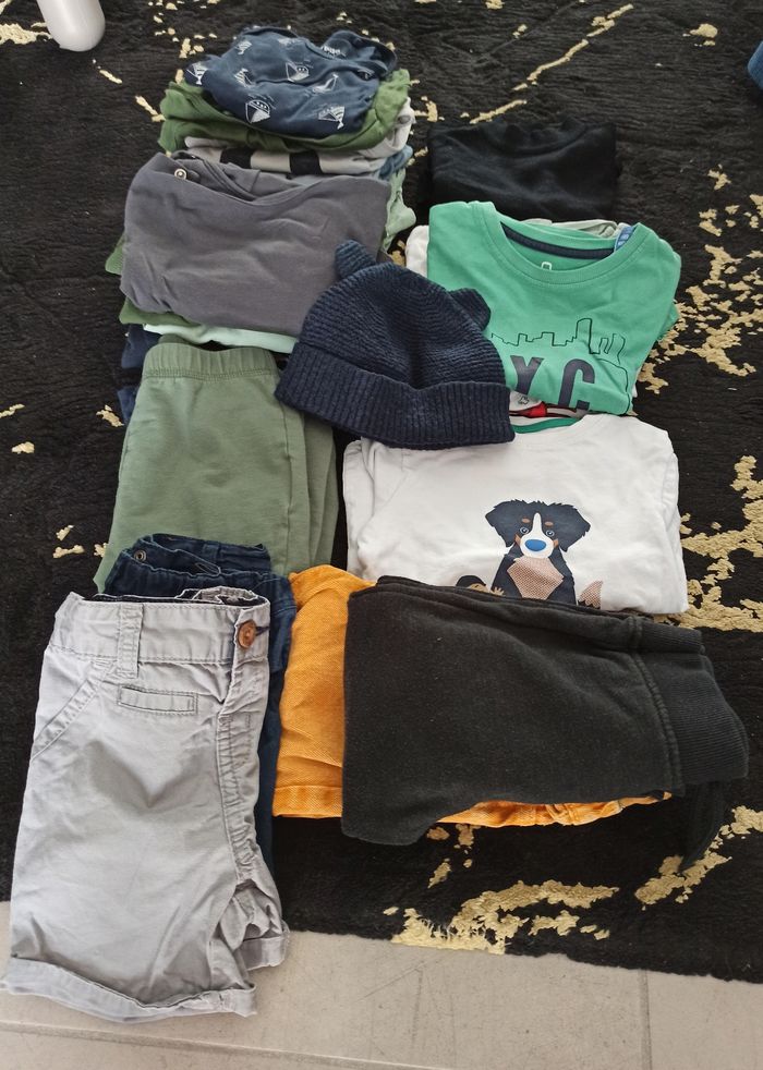 Lot vêtements garçon 24.mois - photo numéro 2