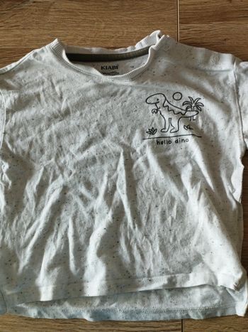 T-shirt dino