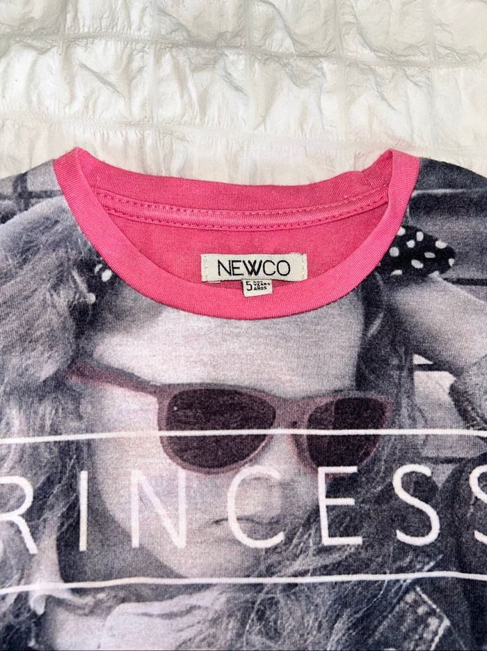 T-shirt princesse Paris 5ans - photo numéro 4