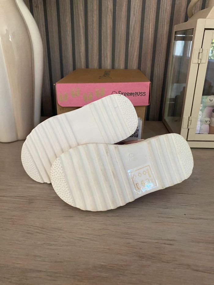 Chaussures taille 20 - photo numéro 4