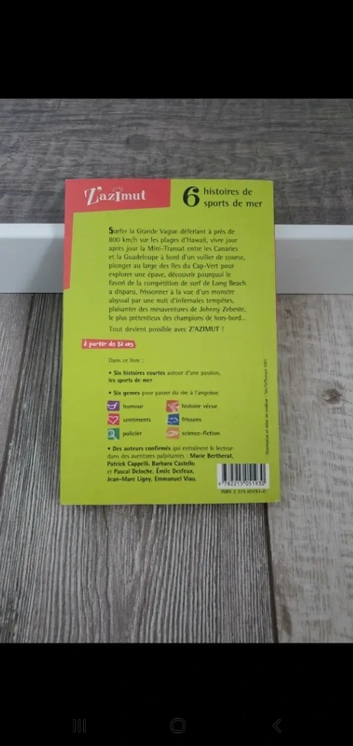 Livre de 6 histoires de sports de mer - le surfeur du Tsunami - photo numéro 4