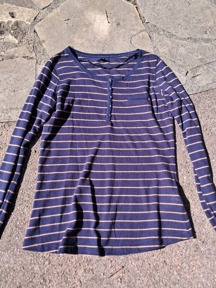 T-shirt manches longues taille M - photo numéro 2