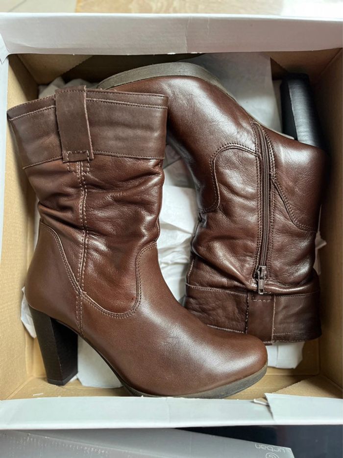 Bottes neuve pointure 37 - photo numéro 5