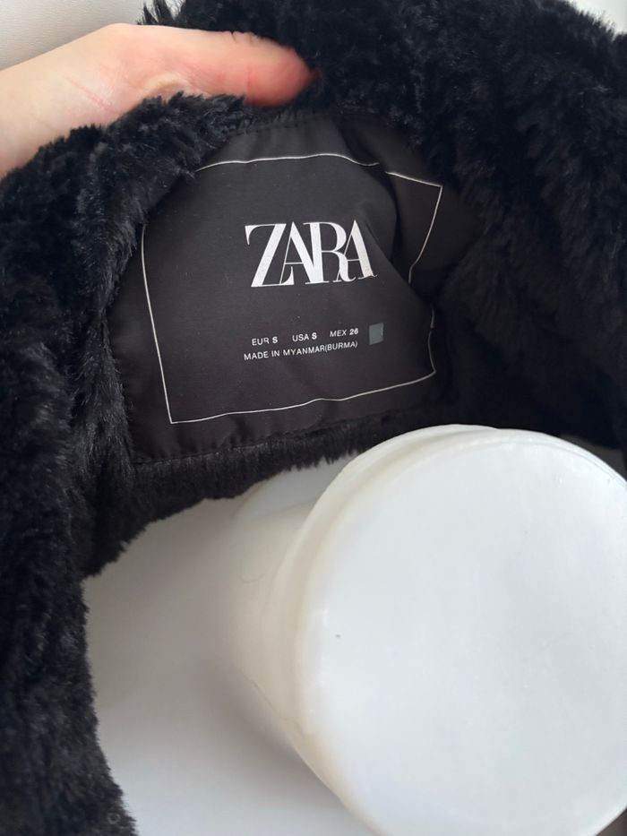 Doudoune courte rembourré Zara à capuche fourré noir taille S - photo numéro 4