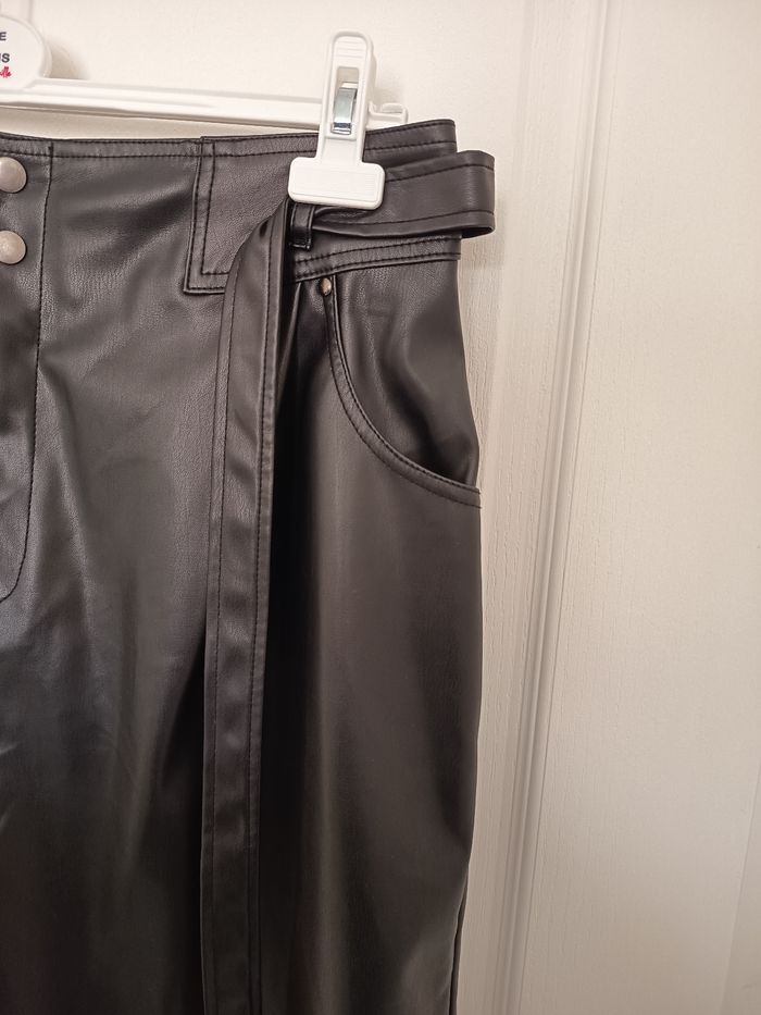 Jupe simili cuir - photo numéro 2