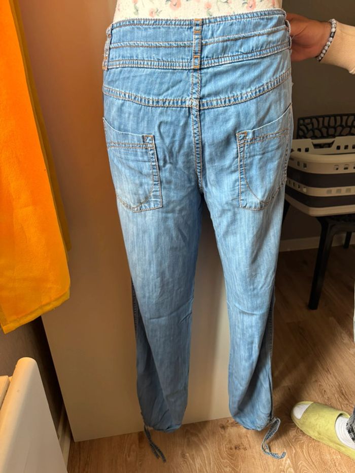 Jean ample - photo numéro 3
