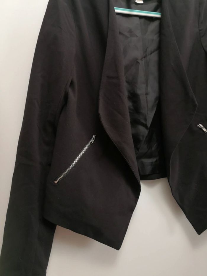 Blazer noir “H&M” chic et moderne Taille 36 - photo numéro 4