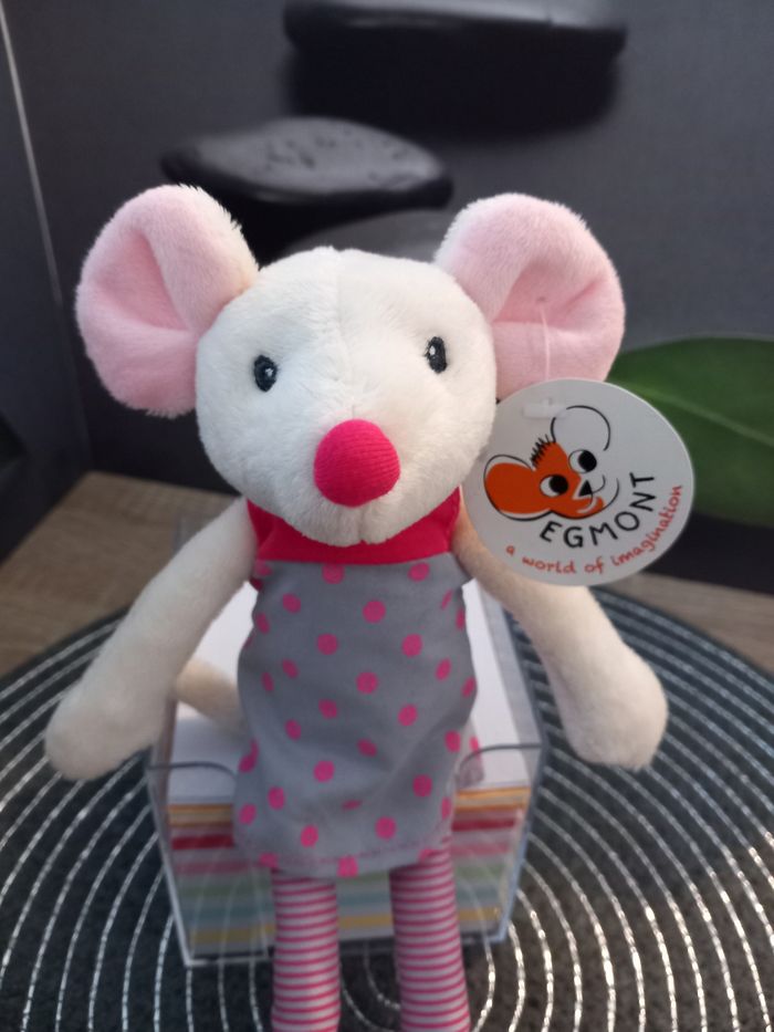 Peluche souris egmont toys 25cm 
Neuve Avec son étiquette - photo numéro 2