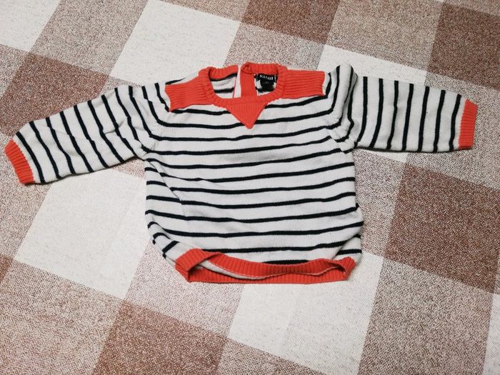 Pull rayé 3 mois