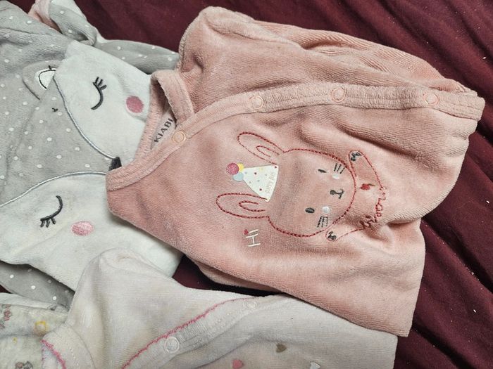Lot pyjama chaud / mi-saison bébé 3 mois - photo numéro 4