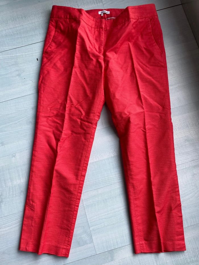 Pantalon 3/4 rouge Manoukian taille 40