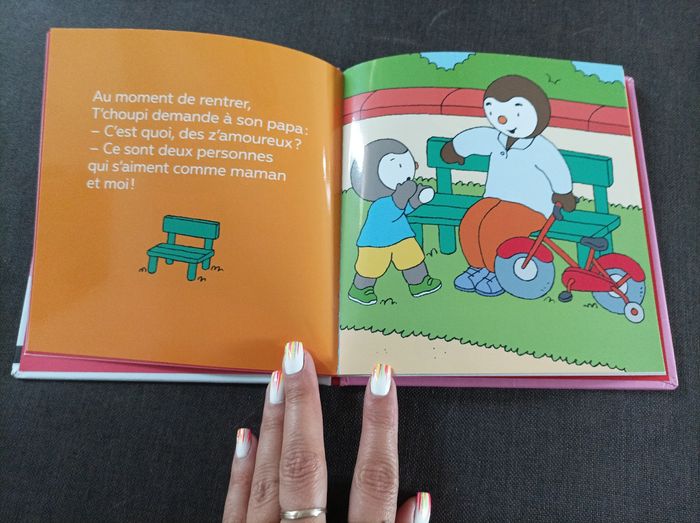 Livre T'choupi a une amoureuse - photo numéro 3