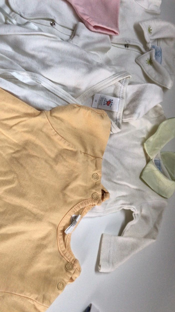 Lot naissance taille 1 mois 5 articles - photo numéro 2