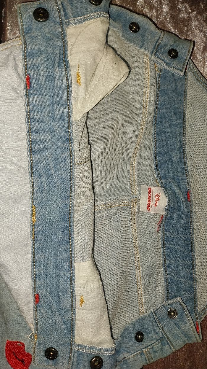 Combishort/ Salopette short DisneyxOrchedtra jean 8 ans Très bon état - photo numéro 9