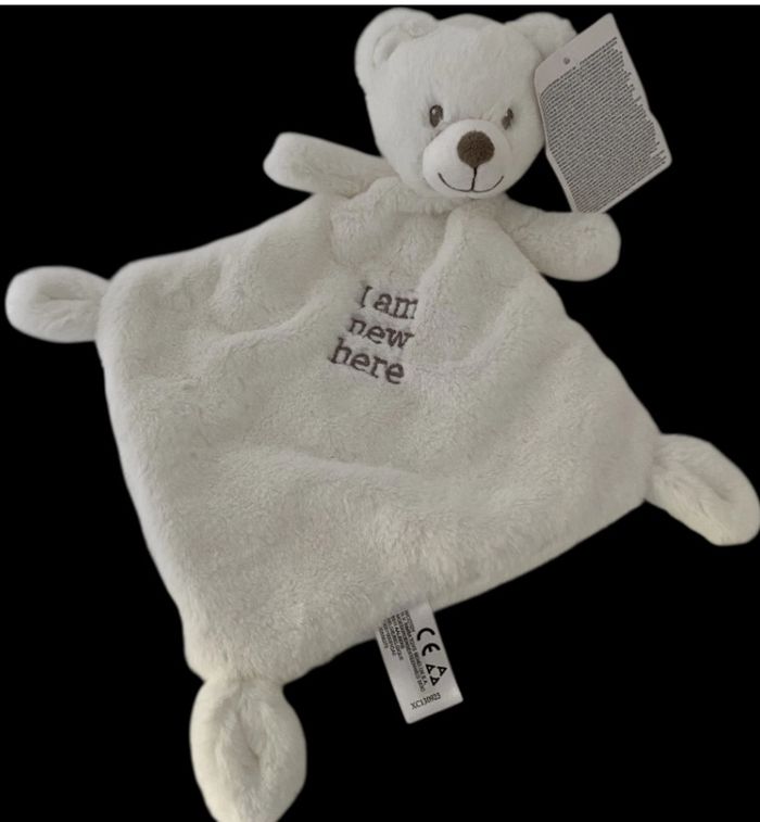 B6286❤️ Doudou ours plat Mouchoir blanc I am New Here Nicotoy DOUX