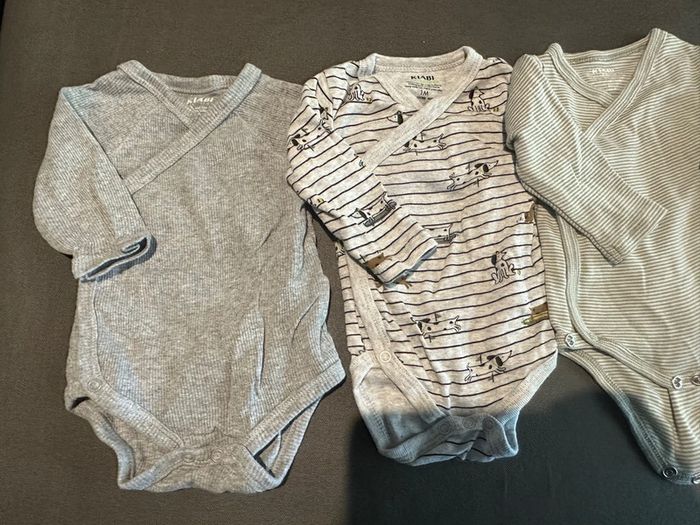 Lot 11 vêtements bébé garçon + 2 offerts - photo numéro 6