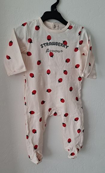 Pyjama en coton neuf  9 mois