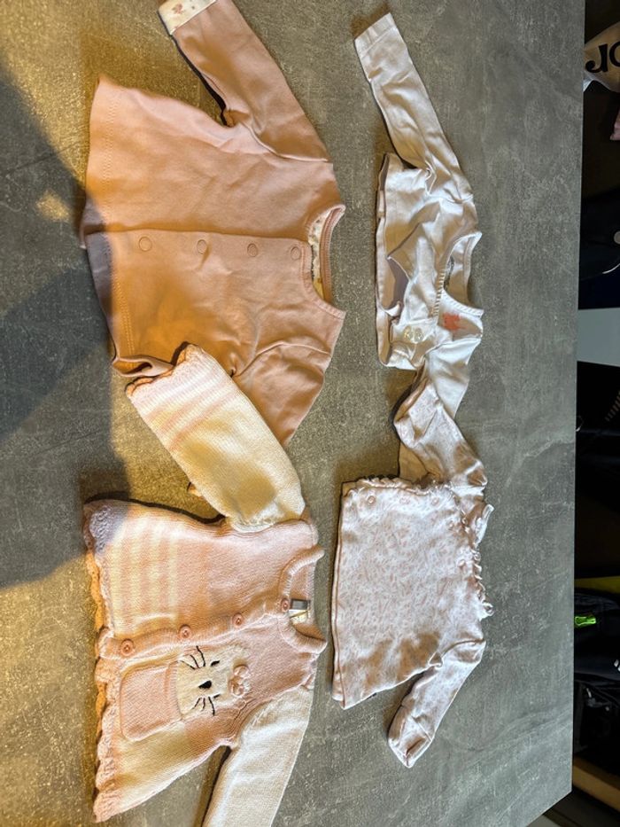 Lot de fille 1 mois - photo numéro 9