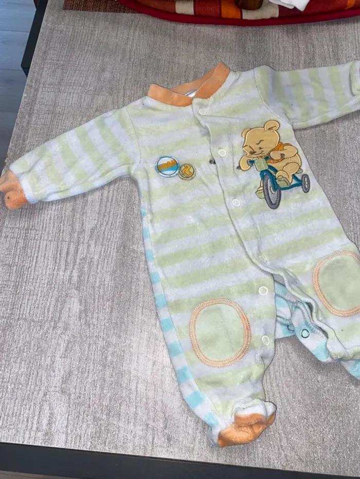 Pyjama rayé vert et blanc avec ourson à vélo (C&A) - photo numéro 2