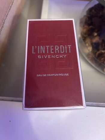 Interdit givenchy 