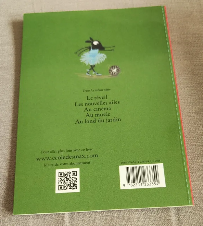 📖 Livre Le football Poka & Mine Kitty Crowther 📖 École des Max - photo numéro 2