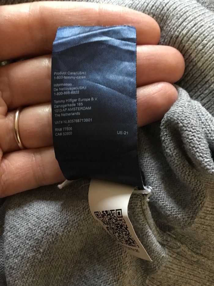 Pull col V pour homme Tommy Hilfiger gris chiné taille M 083 - photo numéro 10