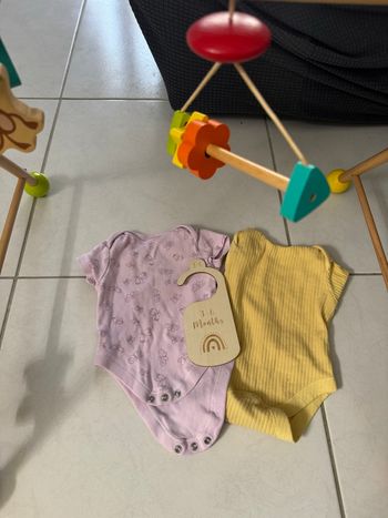 Lot Body Manica Corta Estivi 3/6 Mesi Primark