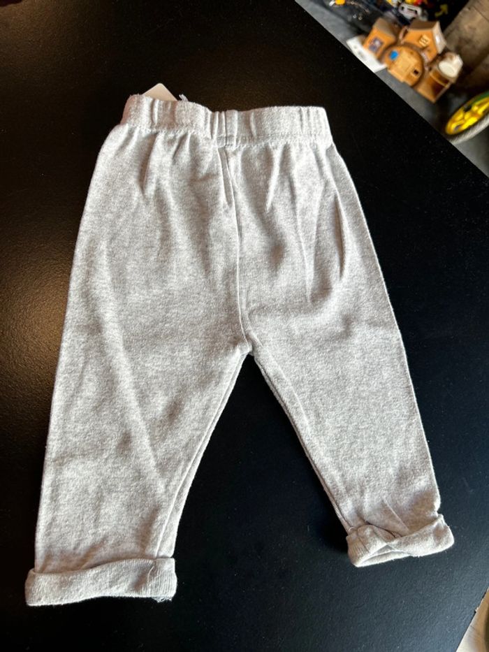Pantalon gris - photo numéro 2