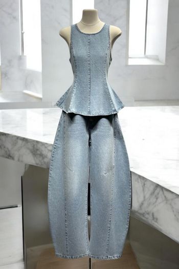 Ensemble en jean 2 pièces haut et Pantalon