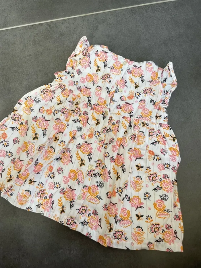 Robe à fleurs - photo numéro 4