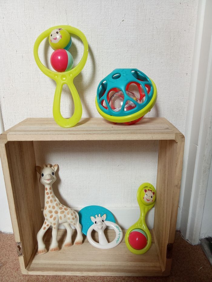Lot de jouets sensoriesl, premier âge Sophie la girafe, hochet  textures, anneau de dentition, balle sensorielle - photo numéro 7