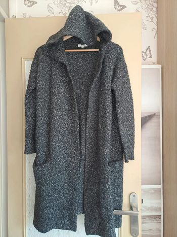 Magnifique gilet chaud Jennyfer XS et très doux femme rarement porté tbe gris