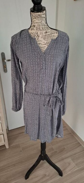 Robe bleu marine et blanc, cache-cache, taille 40